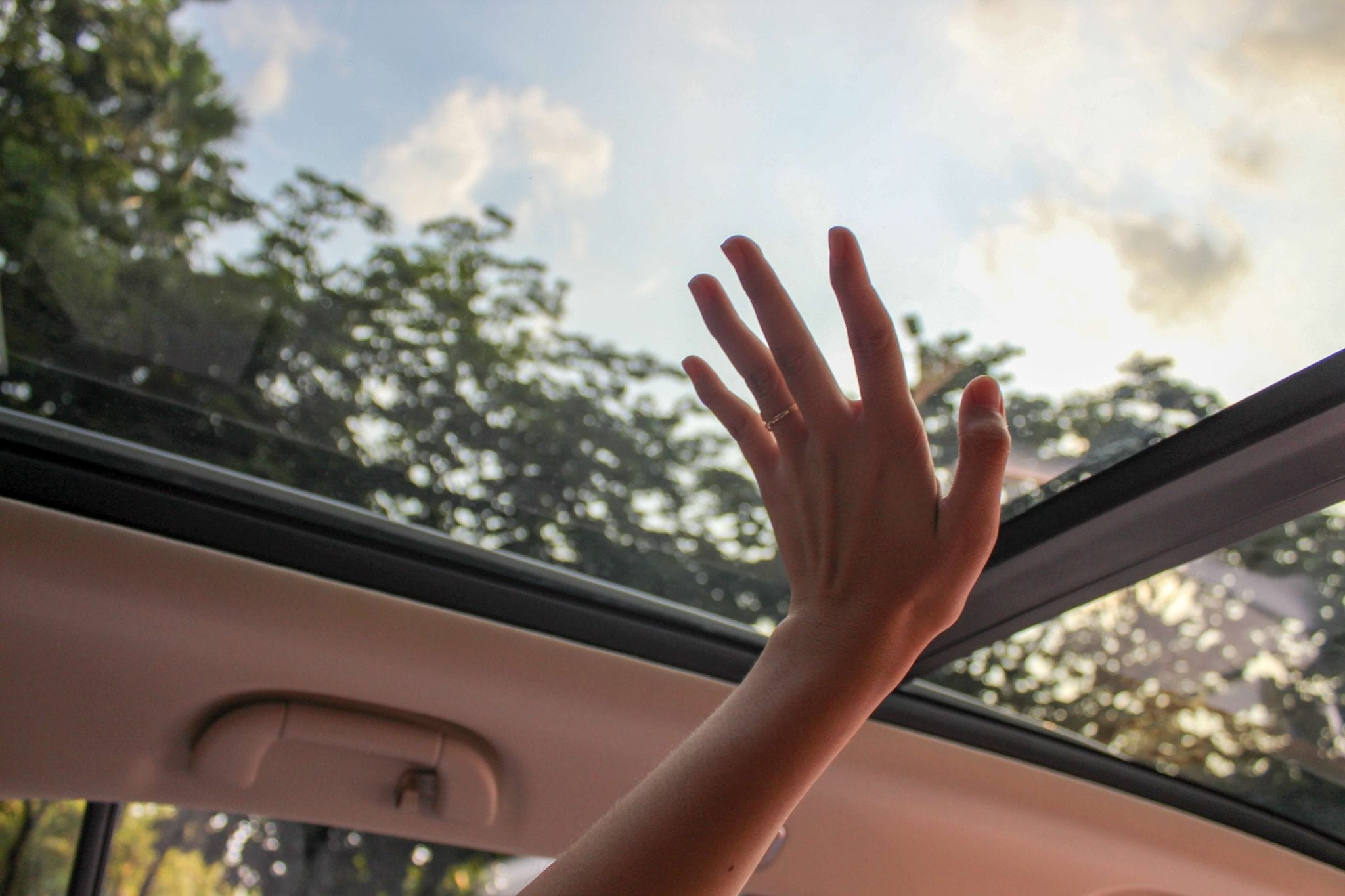 Featured image for “Sunroof Repair: 5 Reasons to Get Them Right Away”